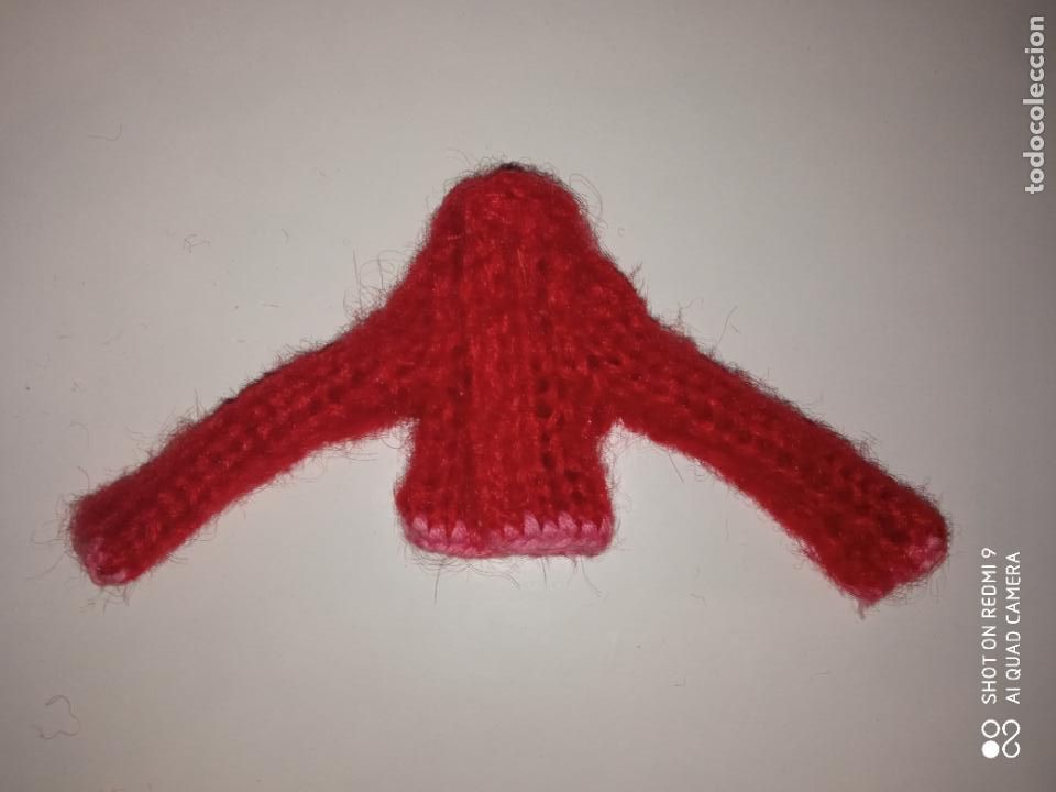 Mu&ntilde;ecas modernas: Jersey de mu&ntilde;eca bratz - Foto 2