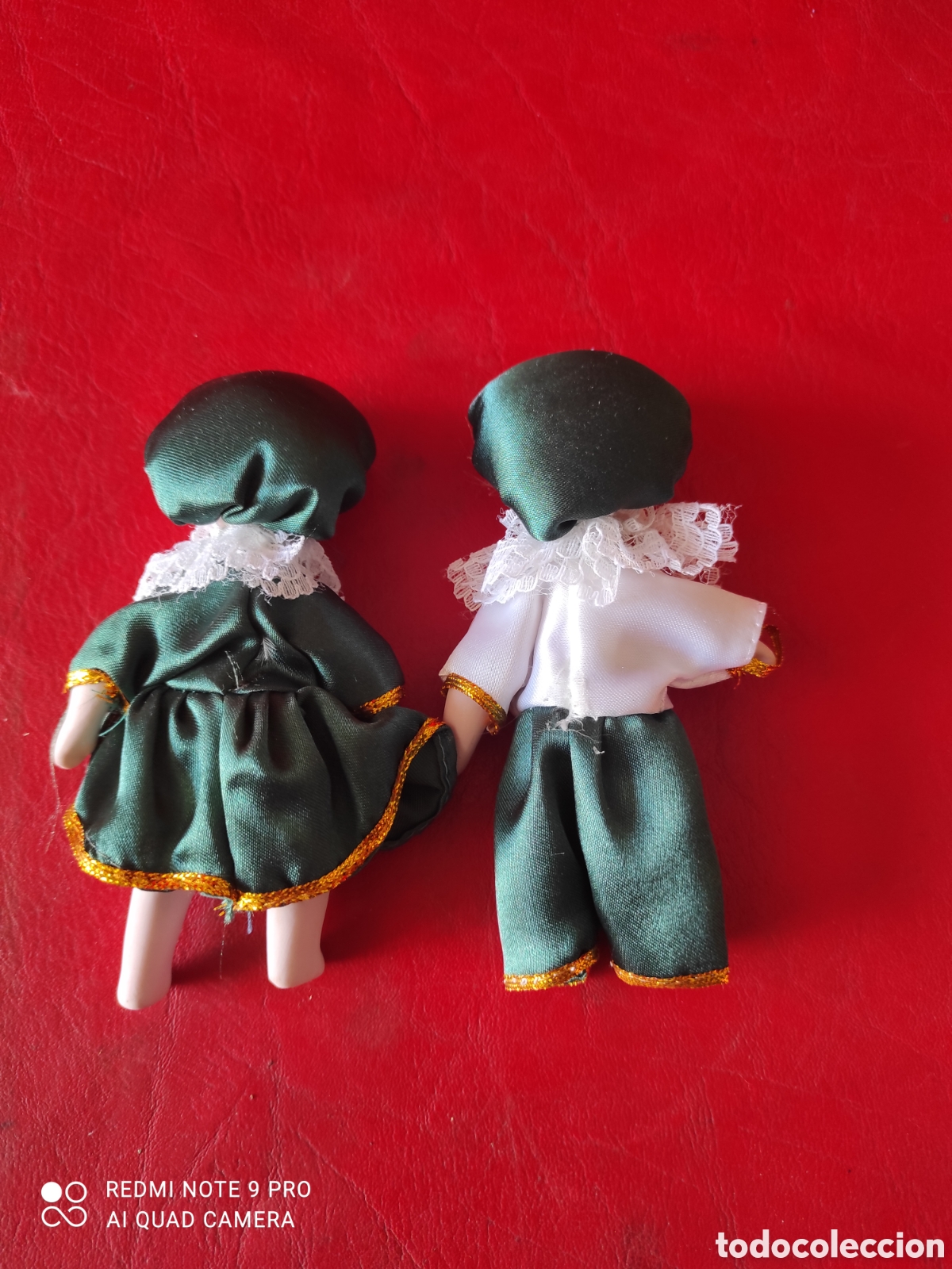 Mu&ntilde;ecas modernas: Dos mini mu&ntilde;ecas en terracota - Foto 3