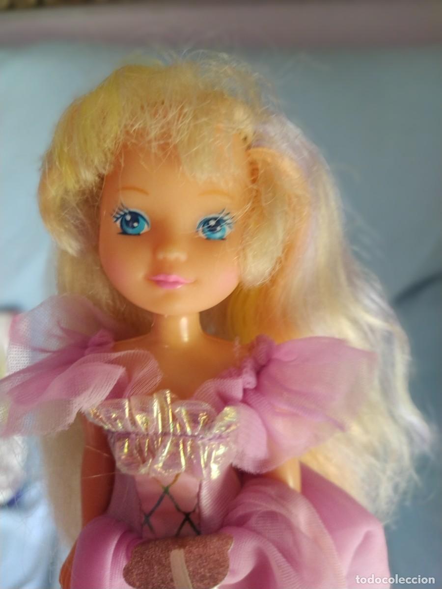 Mu&ntilde;ecas modernas: Mu&ntilde;eca lady tirabuzones - Foto 2