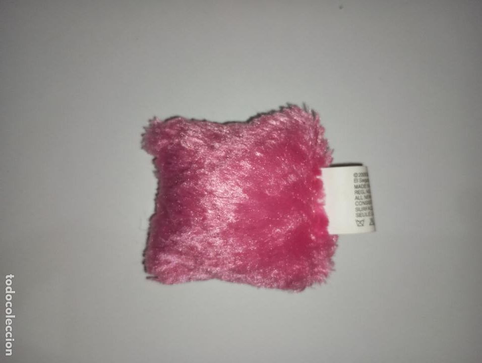 Mu&ntilde;ecas modernas: Coj&iacute;n de mu&ntilde;eca Bratz - Foto 2
