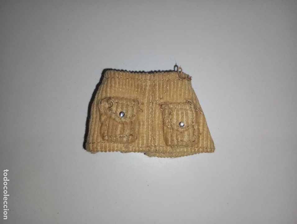 Mu&ntilde;ecas modernas: Falda de mu&ntilde;eca bratz - Foto 1