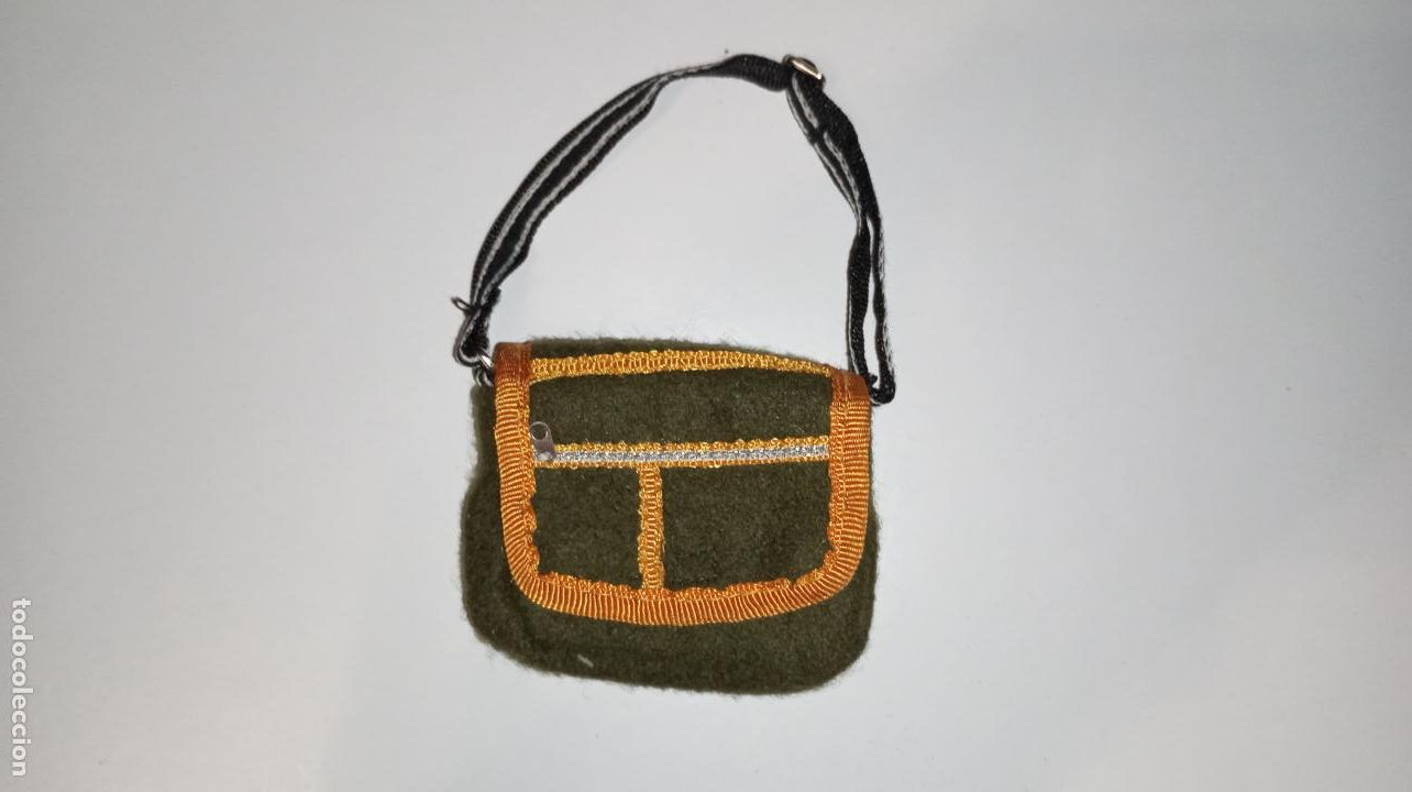 Mu&ntilde;ecas modernas: Bolso de mu&ntilde;eca Bratz - Foto 1