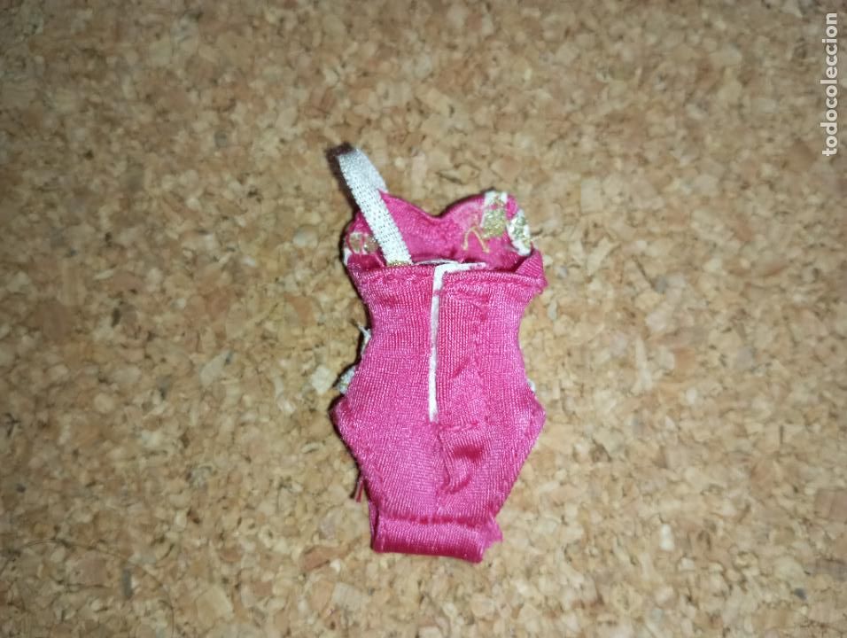 Mu&ntilde;ecas modernas: Ba&ntilde;ador body de mu&ntilde;eca Bratz - Foto 2