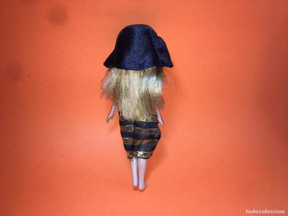 Mu&ntilde;ecas modernas: MU&Ntilde;ECA ARKLU CONJUNTO CLEOPATRA EGIPCIA - Foto 4