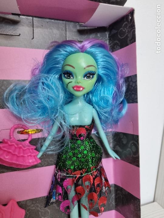 Mu&ntilde;ecas modernas: MU&Ntilde;ECA MONSTER SCHOOL - Foto 5