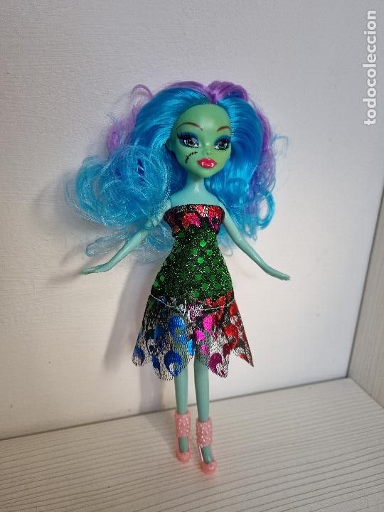 Mu&ntilde;ecas modernas: MU&Ntilde;ECA MONSTER SCHOOL - Foto 10