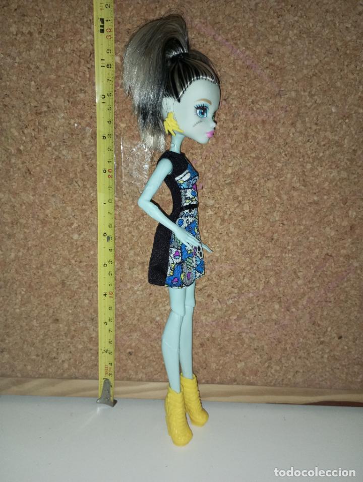 Mu&ntilde;ecas modernas: Mu&ntilde;eca Monster high Frankie - Foto 5
