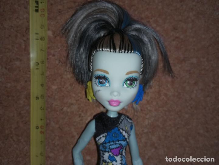 Mu&ntilde;ecas modernas: Mu&ntilde;eca Monster high Frankie - Foto 1