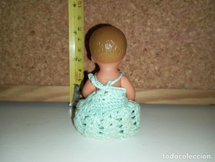 Mu&ntilde;ecas modernas: Peque&ntilde;a mu&ntilde;eca bebe vintage - Foto 3
