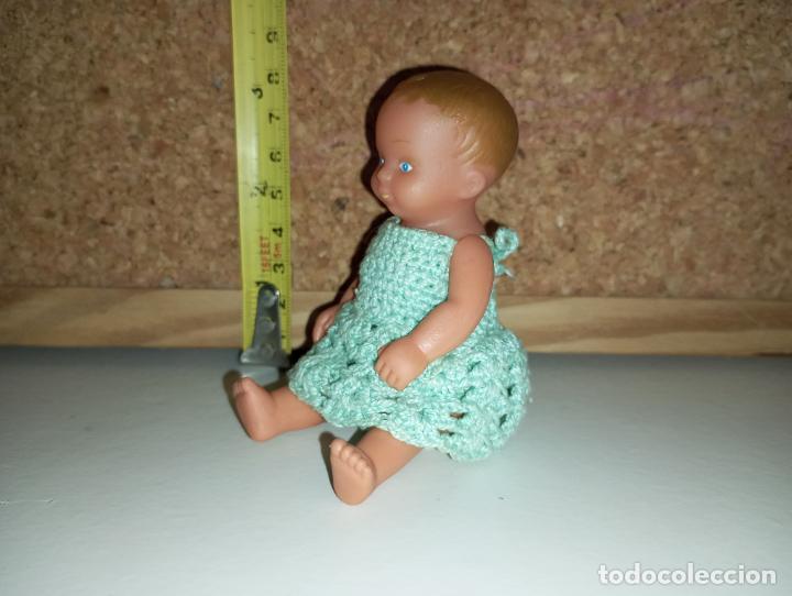 Mu&ntilde;ecas modernas: Peque&ntilde;a mu&ntilde;eca bebe vintage - Foto 4