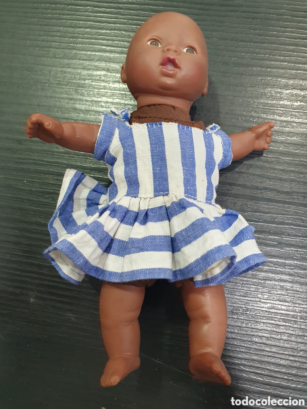 Mu&ntilde;ecas modernas: Bebe negrito antiguo. (L38) - Foto 1
