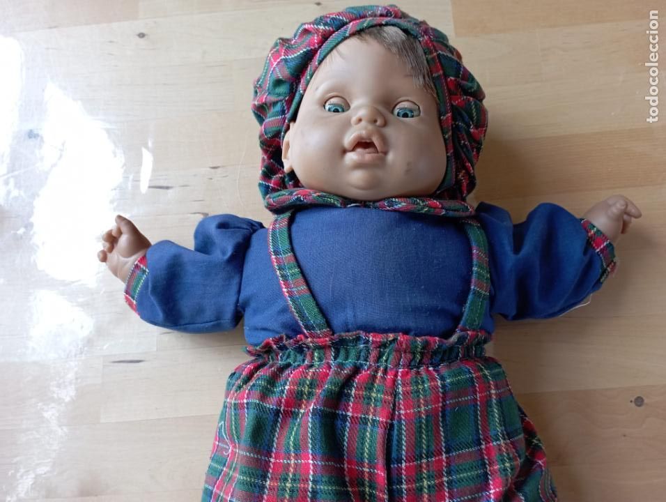Mu&ntilde;ecas modernas: MU&Ntilde;ECO G.OLIVER,FUNCIONA A PILAS. - Foto 2