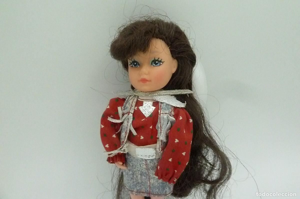 Mu&ntilde;ecas modernas: Mu&ntilde;eca vaquera. Creata 1985 - Foto 7