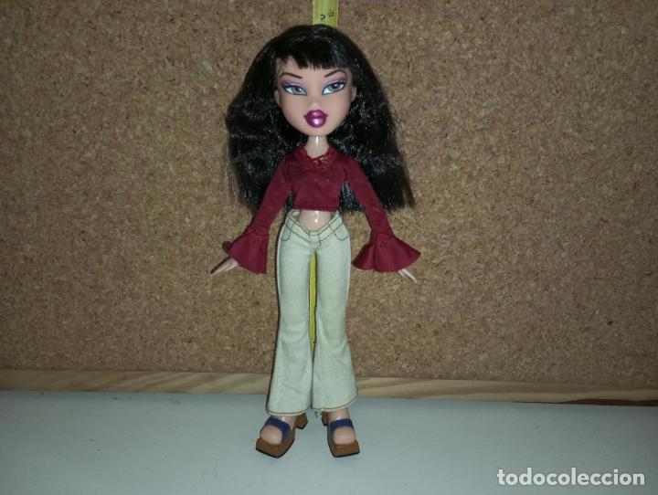 Mu&ntilde;ecas modernas: Mu&ntilde;eca Bratz Jade - Foto 4