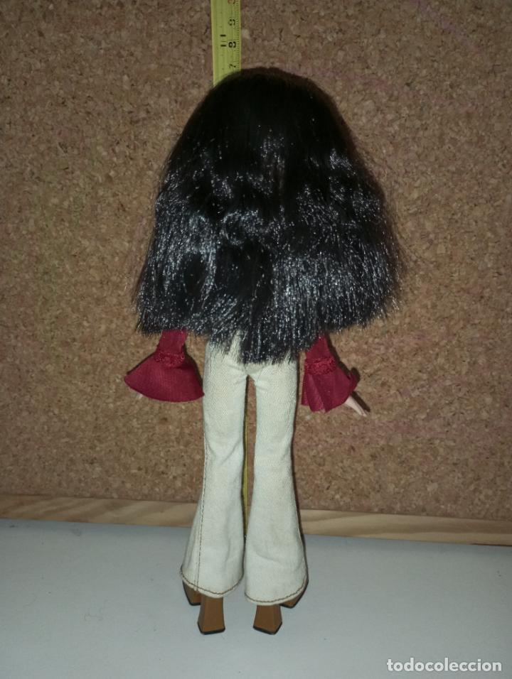 Mu&ntilde;ecas modernas: Mu&ntilde;eca Bratz Jade - Foto 6