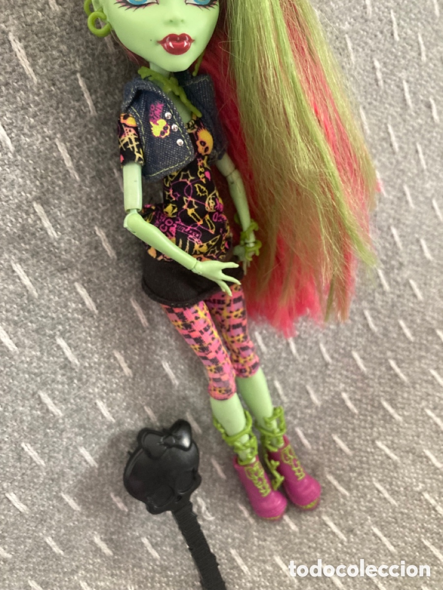 Mu&ntilde;ecas modernas: Mu&ntilde;eca Monster High - Foto 3