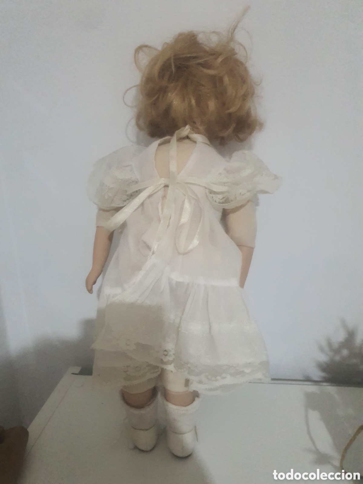 Mu&ntilde;ecas modernas: Mu&ntilde;eca porcelana promenade - Foto 4