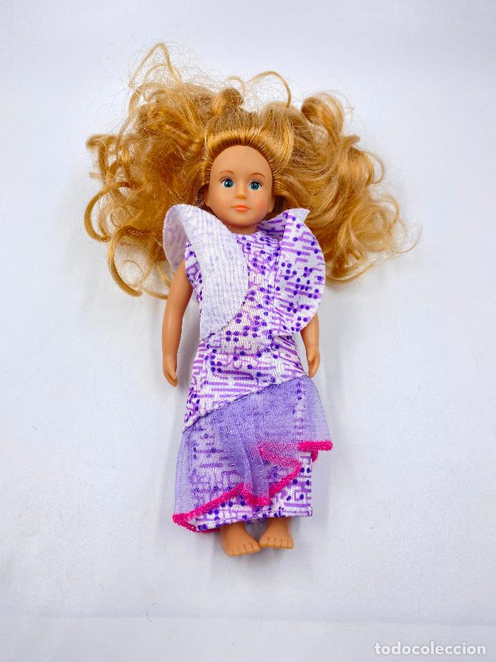 Mu&ntilde;ecas modernas: MU&Ntilde;ECA - Foto 1