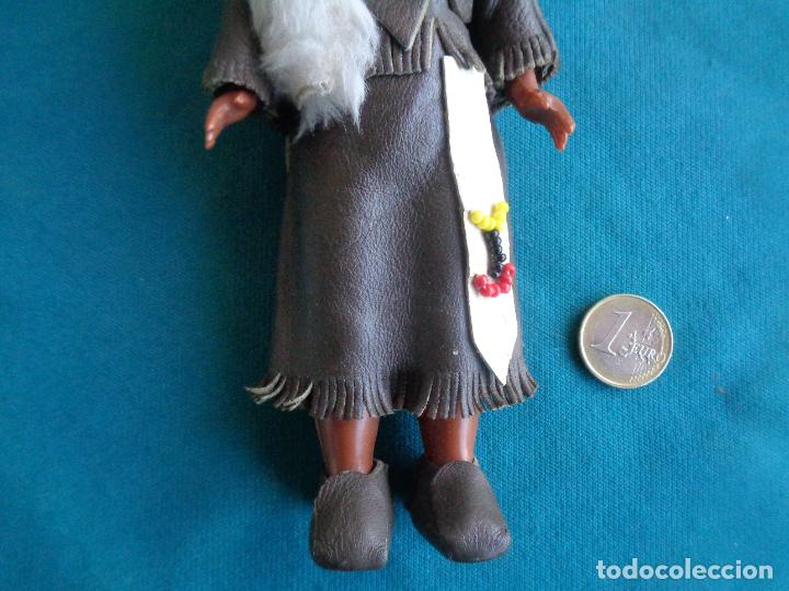 Mu&ntilde;ecas modernas: MU&Ntilde;ECA INDIA EN CELULOIDE - Foto 3