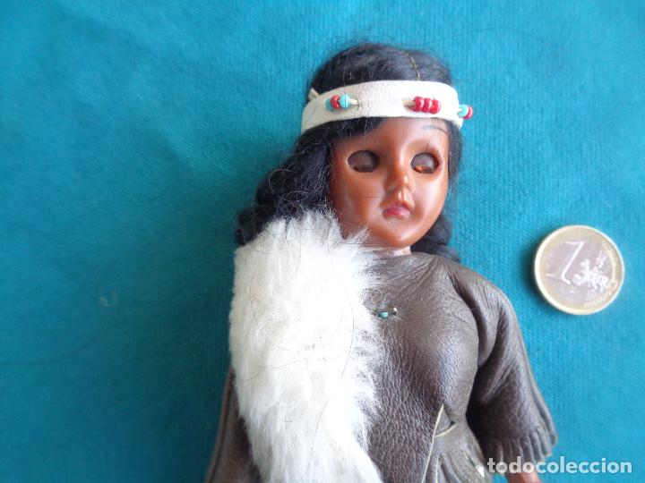 Mu&ntilde;ecas modernas: MU&Ntilde;ECA INDIA EN CELULOIDE - Foto 4