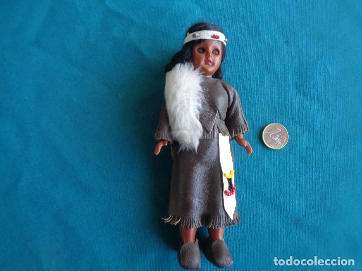 Mu&ntilde;ecas modernas: MU&Ntilde;ECA INDIA EN CELULOIDE - Foto 5