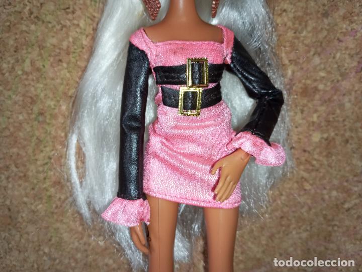 Mu&ntilde;ecas modernas: Mu&ntilde;eca Bratzillaz Sashabella paws - Foto 5