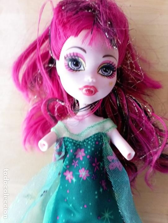 Mu&ntilde;ecas modernas: Mu&ntilde;eca MONSTER HIGH, MATTEL 2008 - Foto 1