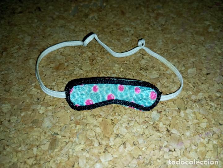 Mu&ntilde;ecas modernas: Antifaz gafas de muneca Monster high - Foto 1