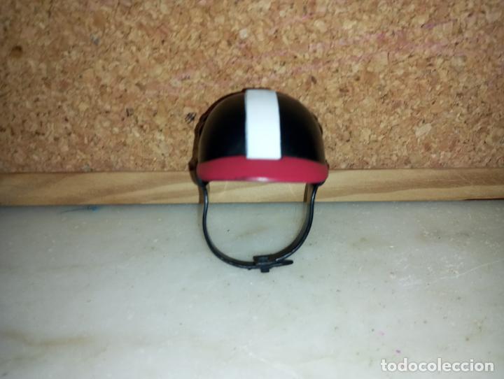 Mu&ntilde;ecas modernas: Casco de mu&ntilde;eca Monster high - Foto 2