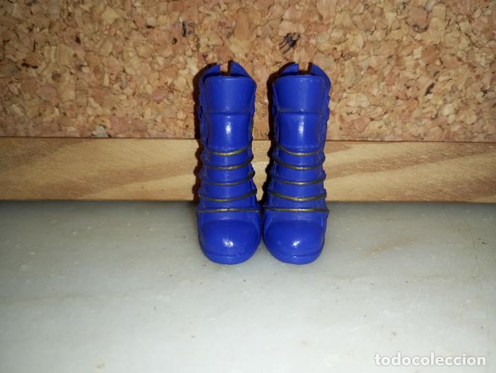 Mu&ntilde;ecas modernas: Zapatos botas de mu&ntilde;eca los descendientes - Foto 2
