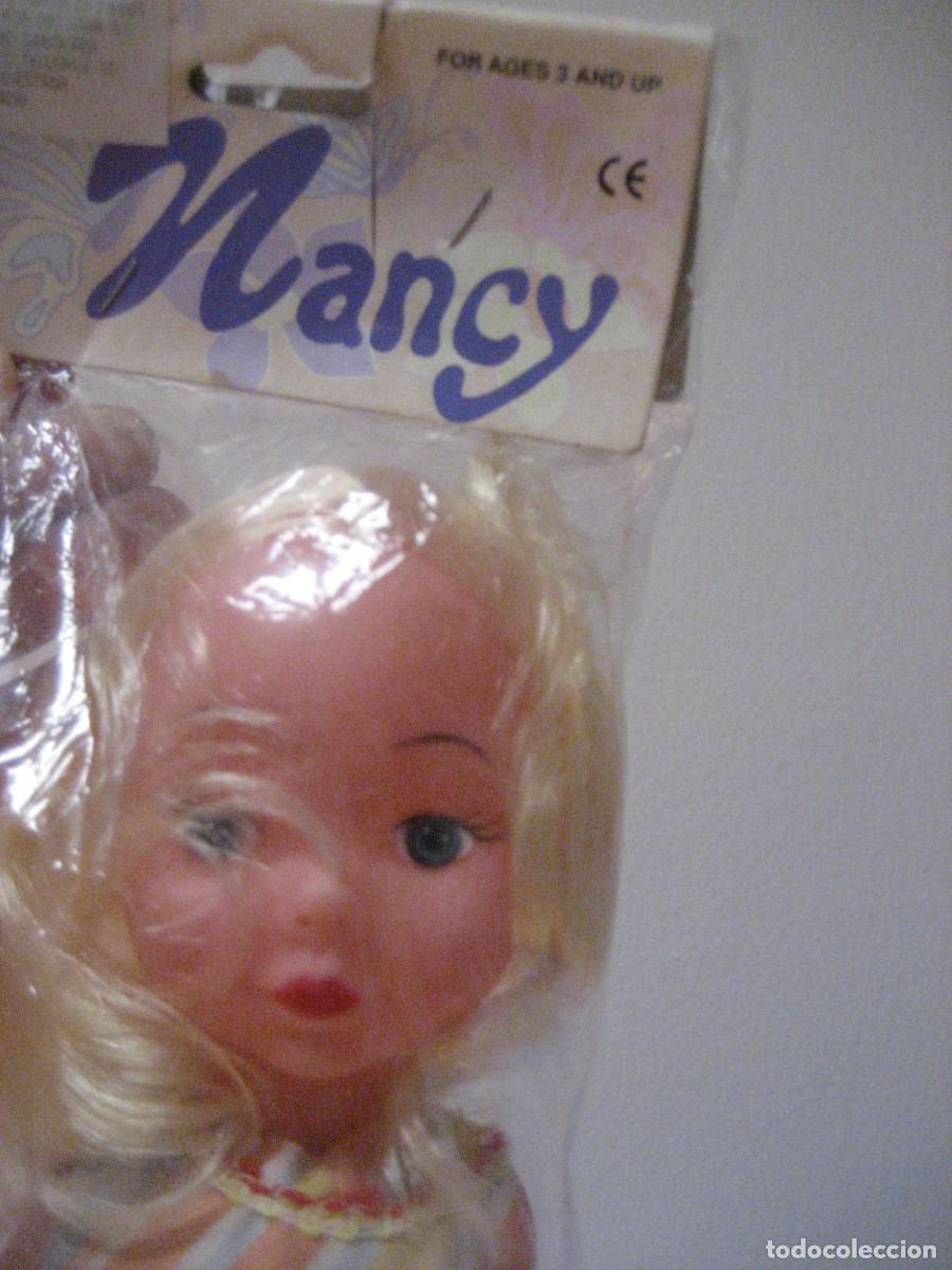 Mu&ntilde;ecas modernas: falsa mu&ntilde;eca nancy de plastico . 27 cm quiosco - Foto 1