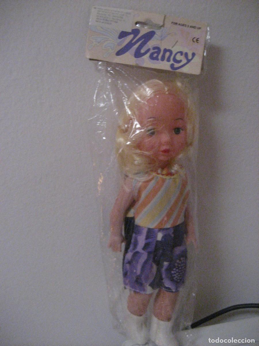 Mu&ntilde;ecas modernas: falsa mu&ntilde;eca nancy de plastico . 27 cm quiosco - Foto 2