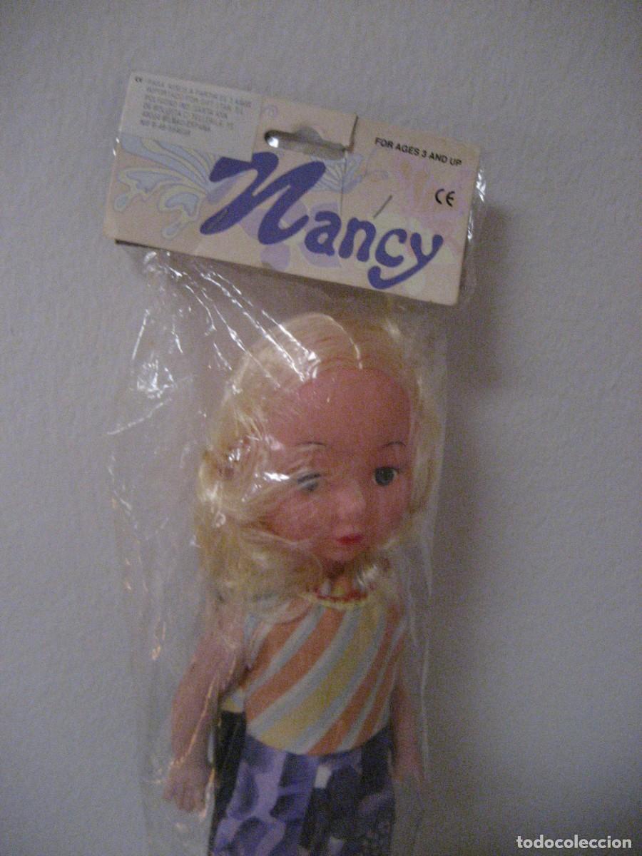 Mu&ntilde;ecas modernas: falsa mu&ntilde;eca nancy de plastico . 27 cm quiosco - Foto 4