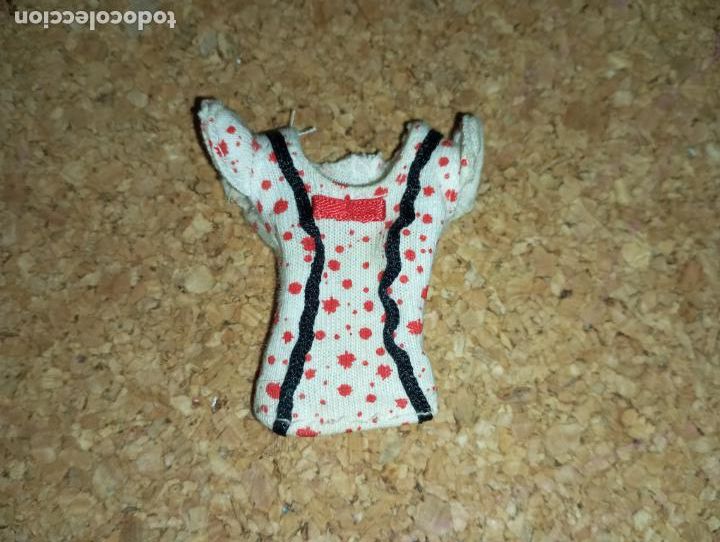 Mu&ntilde;ecas modernas: Camiseta de mu&ntilde;eca Monster high - Foto 1