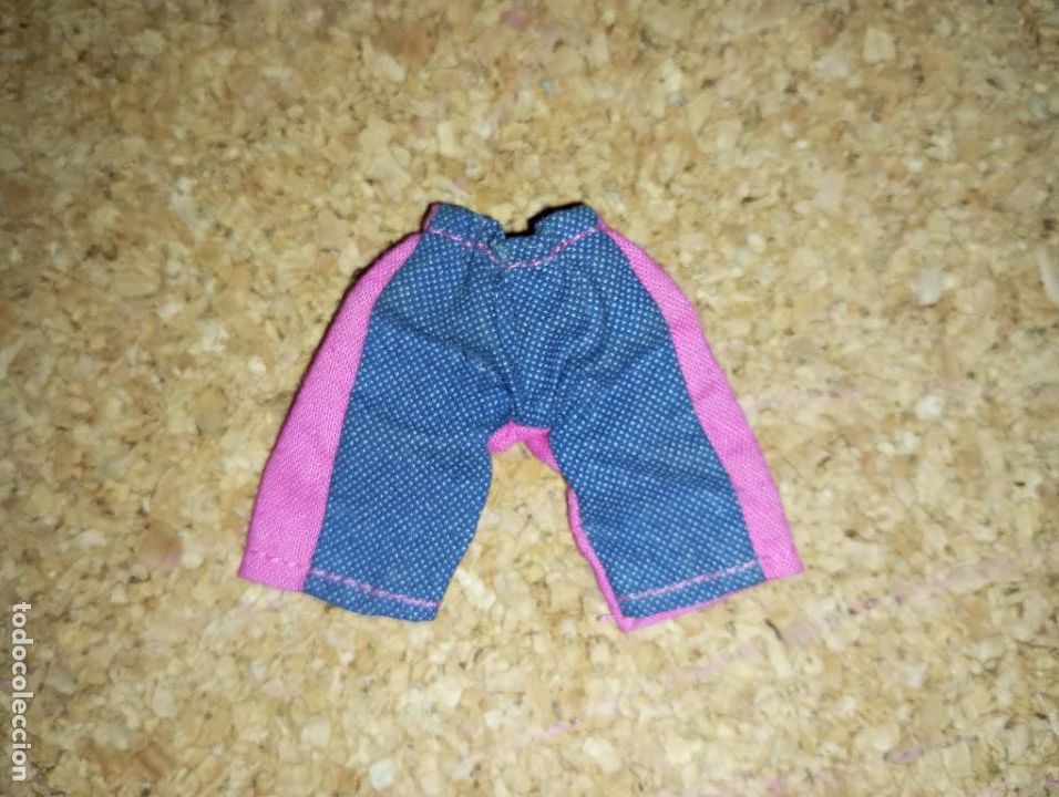 Mu&ntilde;ecas modernas: Pantal&oacute;n para mu&ntilde;eca Shelly - Foto 1