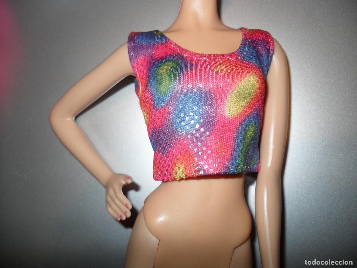Mu&ntilde;ecas modernas: Ropa blusa para mu&ntilde;eca barbie - Foto 1