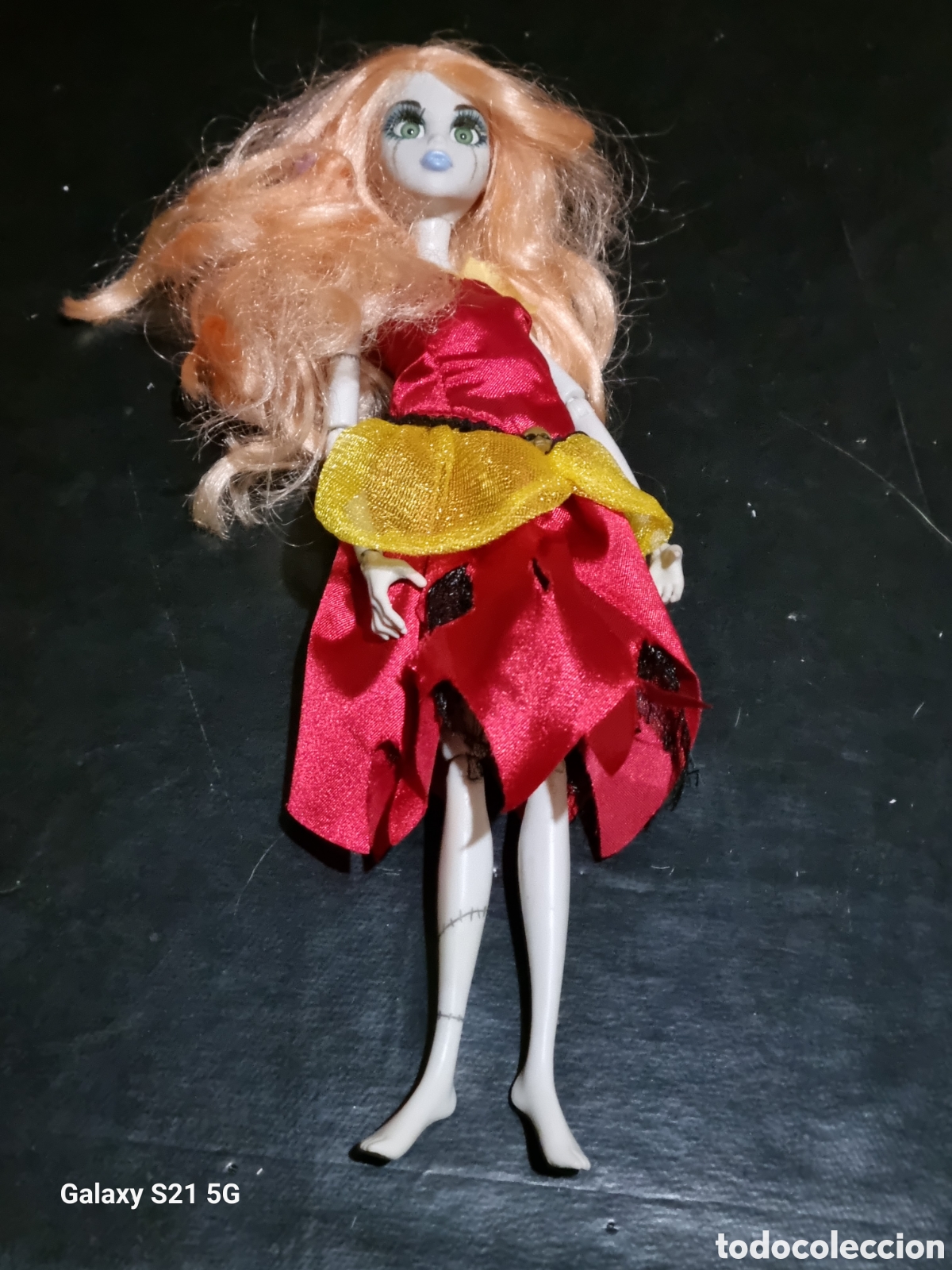 Mu&ntilde;ecas modernas: MU&Ntilde;ECA BELLA PRINCESA ZOMBIE CON OJOS CE CRISTAL - Foto 2