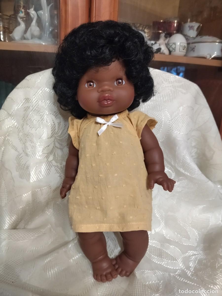 Mu&ntilde;ecas modernas: MU&Ntilde;ECA NEGRITA DE MINILAND, PERFUMADA. - Foto 5