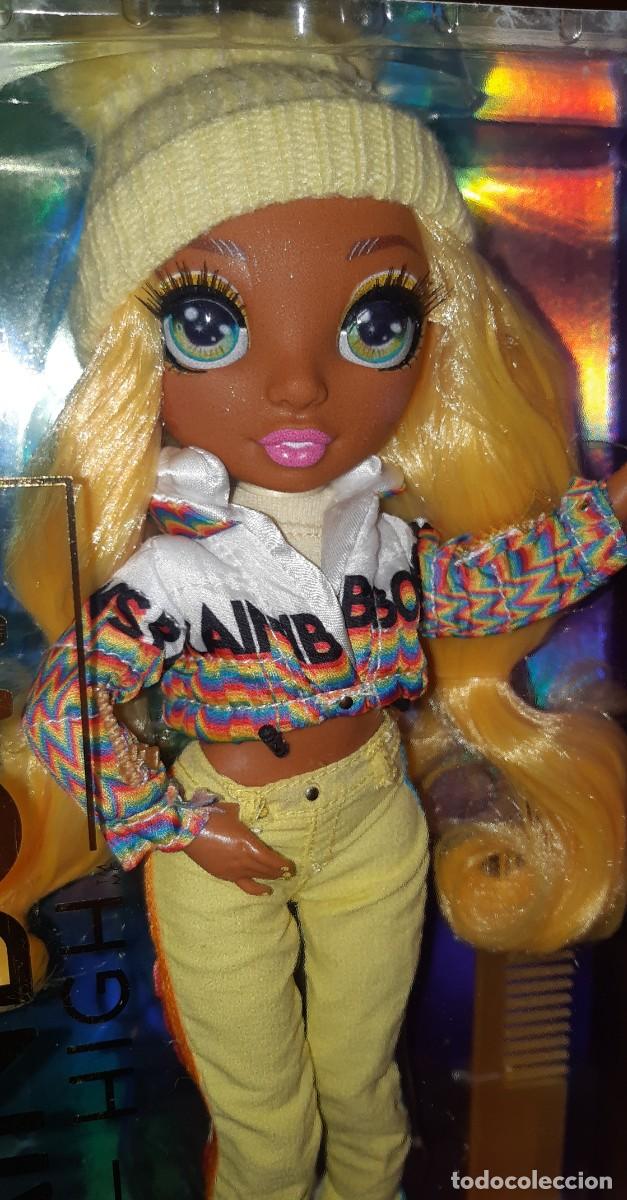 Mu&ntilde;ecas modernas: MU&Ntilde;ECA RAINBOW HIGH SUNNY MADISON WINTER BREAK - Foto 5