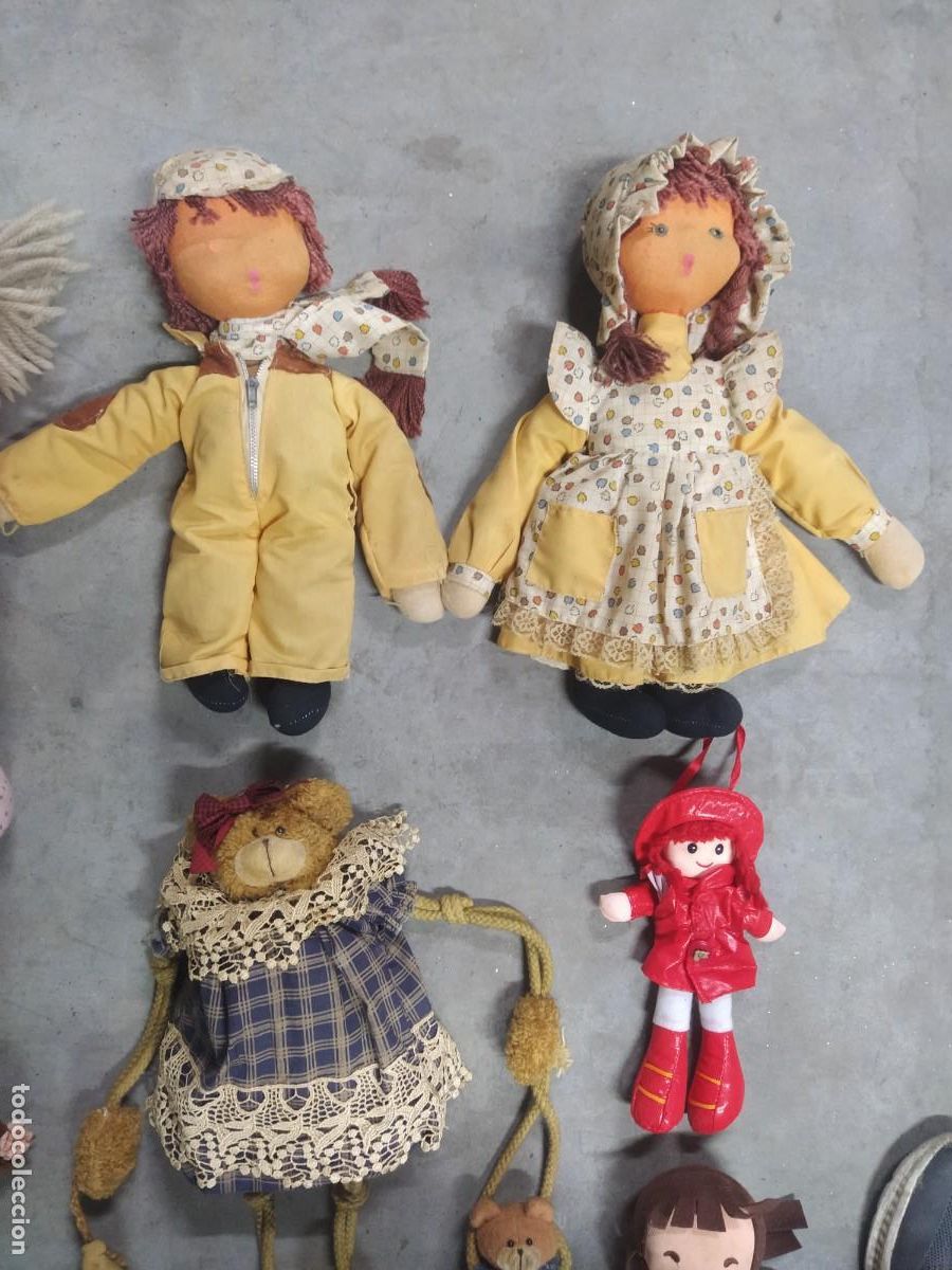 Mu&ntilde;ecas modernas: Lote de 9 mu&ntilde;ecas de trapo..de 25 a 60 cm.. - Foto 2