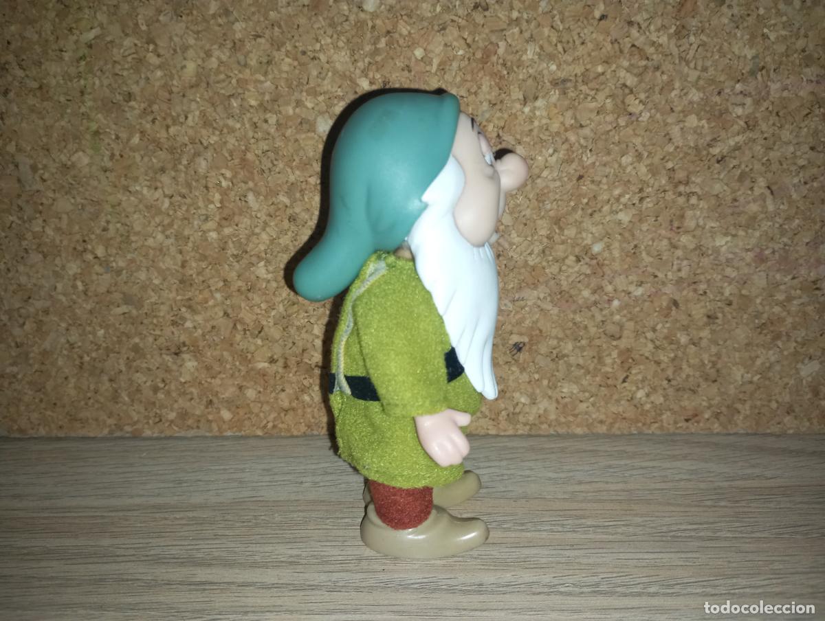 Mu&ntilde;ecas modernas: Mu&ntilde;eco Enanito de Blancanieves Dormil&oacute;n Simba Disney - Foto 2