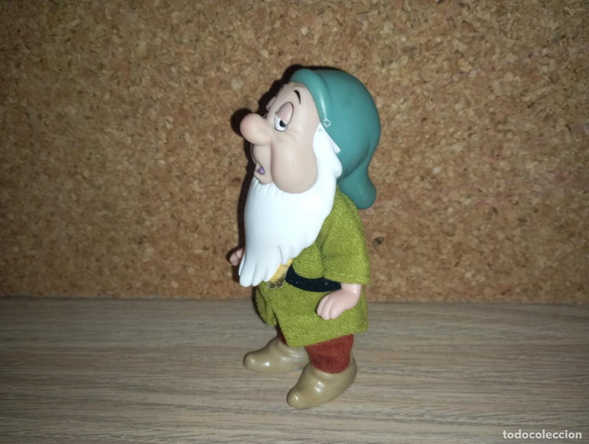 Mu&ntilde;ecas modernas: Mu&ntilde;eco Enanito de Blancanieves Dormil&oacute;n Simba Disney - Foto 4