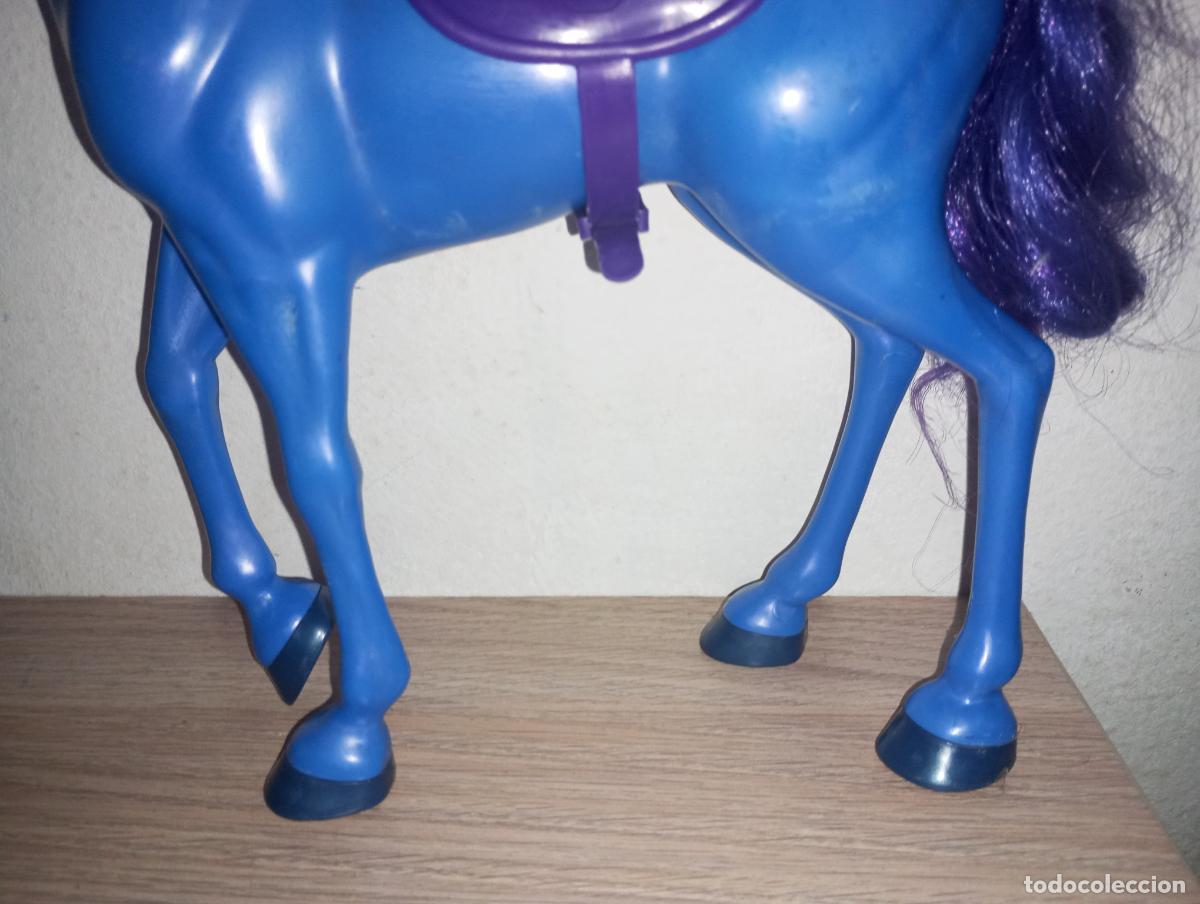 Mu&ntilde;ecas modernas: caballo de mu&ntilde;eca monster high directora decapitada - Foto 12
