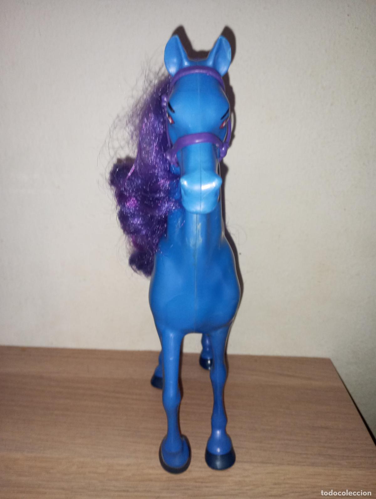 Mu&ntilde;ecas modernas: caballo de mu&ntilde;eca monster high directora decapitada - Foto 15