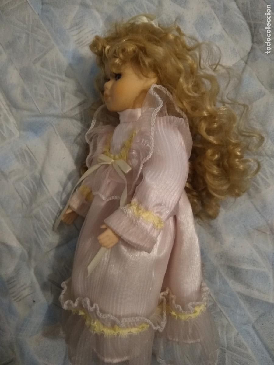 Mu&ntilde;ecas modernas: Mu&ntilde;eca de porcelana de 30 cms de altura. - Foto 6