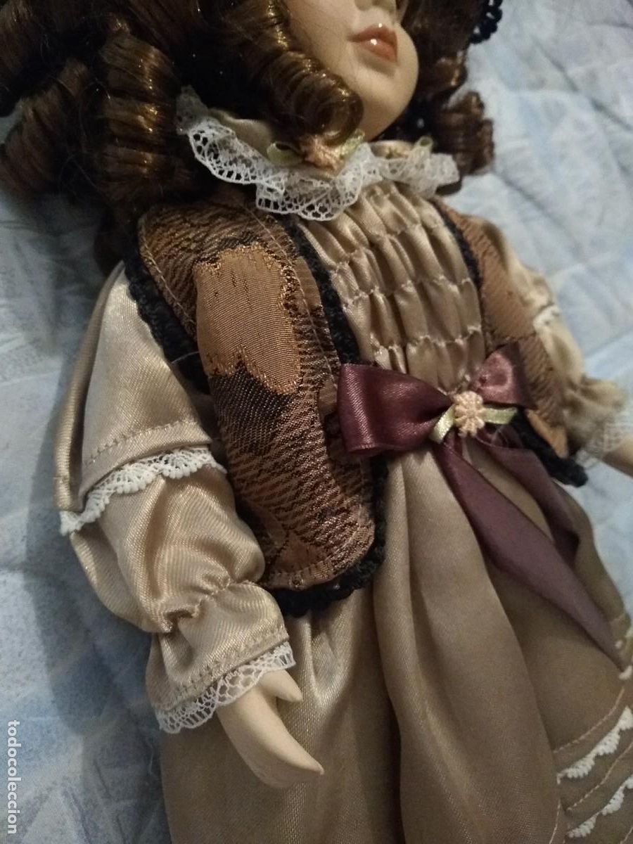 Mu&ntilde;ecas modernas: Mu&ntilde;eca de porcelana de 40 cms de altura. - Foto 10