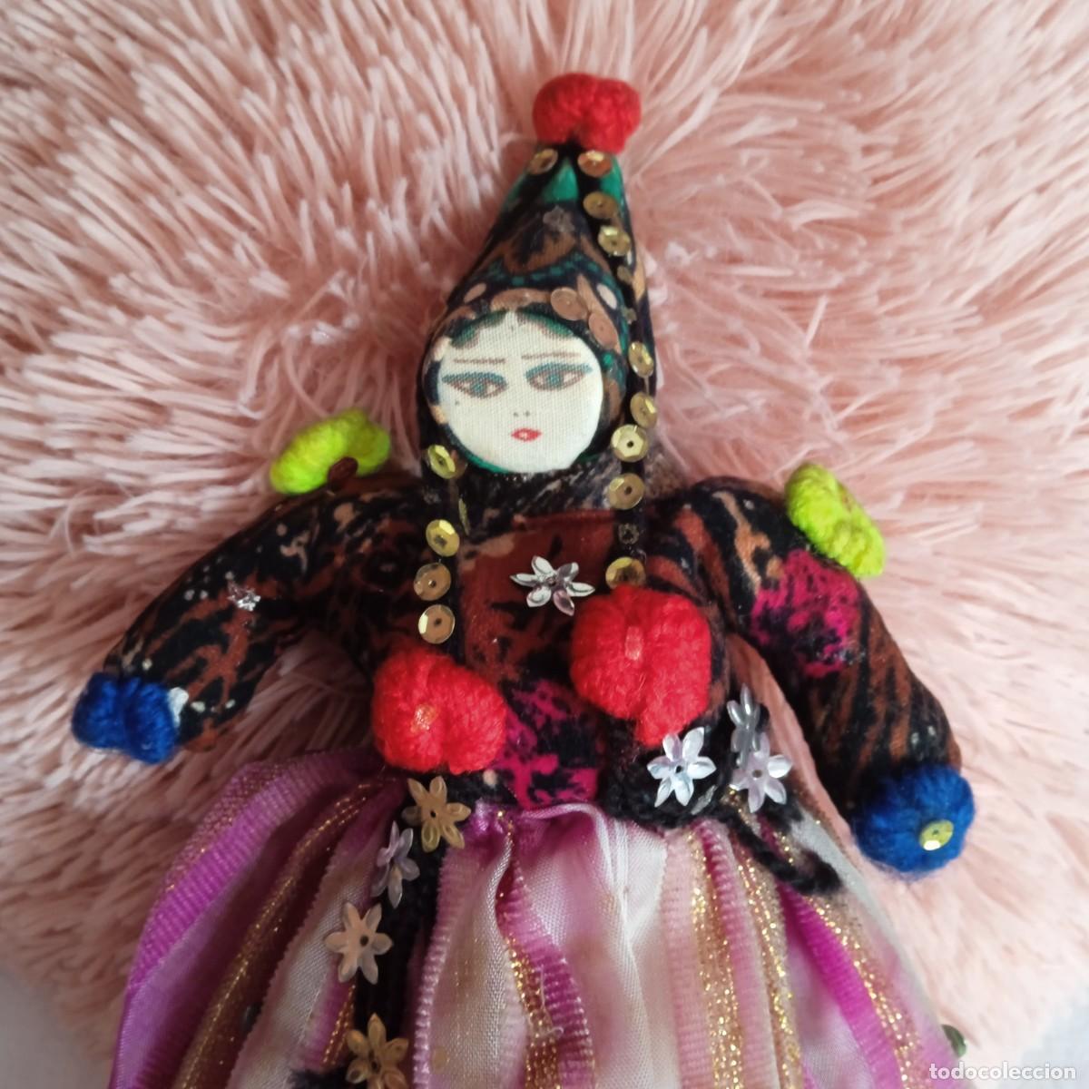 Mu&ntilde;ecas modernas: MU&Ntilde;ECA TIPICA BULGARIA?? - Foto 2