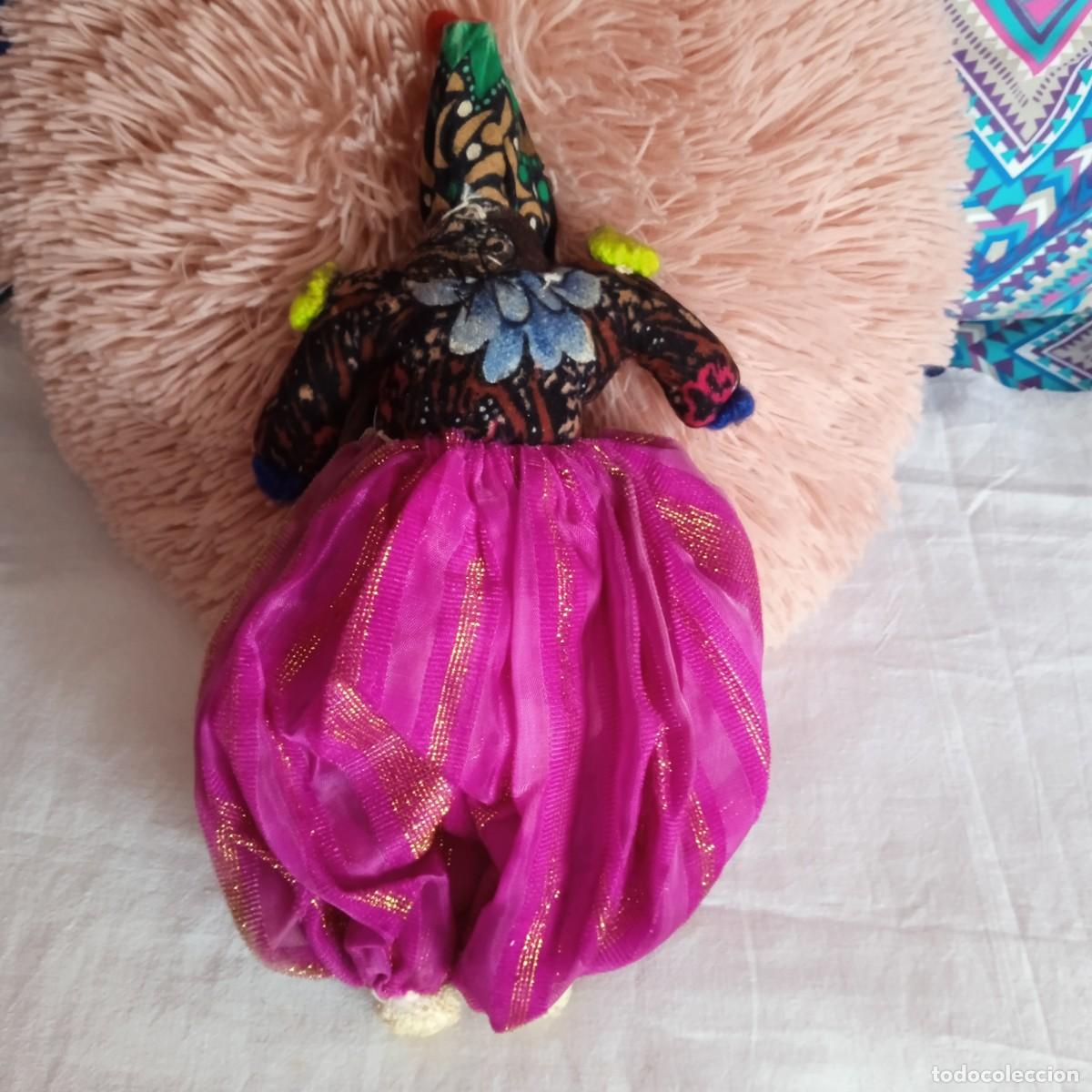 Mu&ntilde;ecas modernas: MU&Ntilde;ECA TIPICA BULGARIA?? - Foto 5
