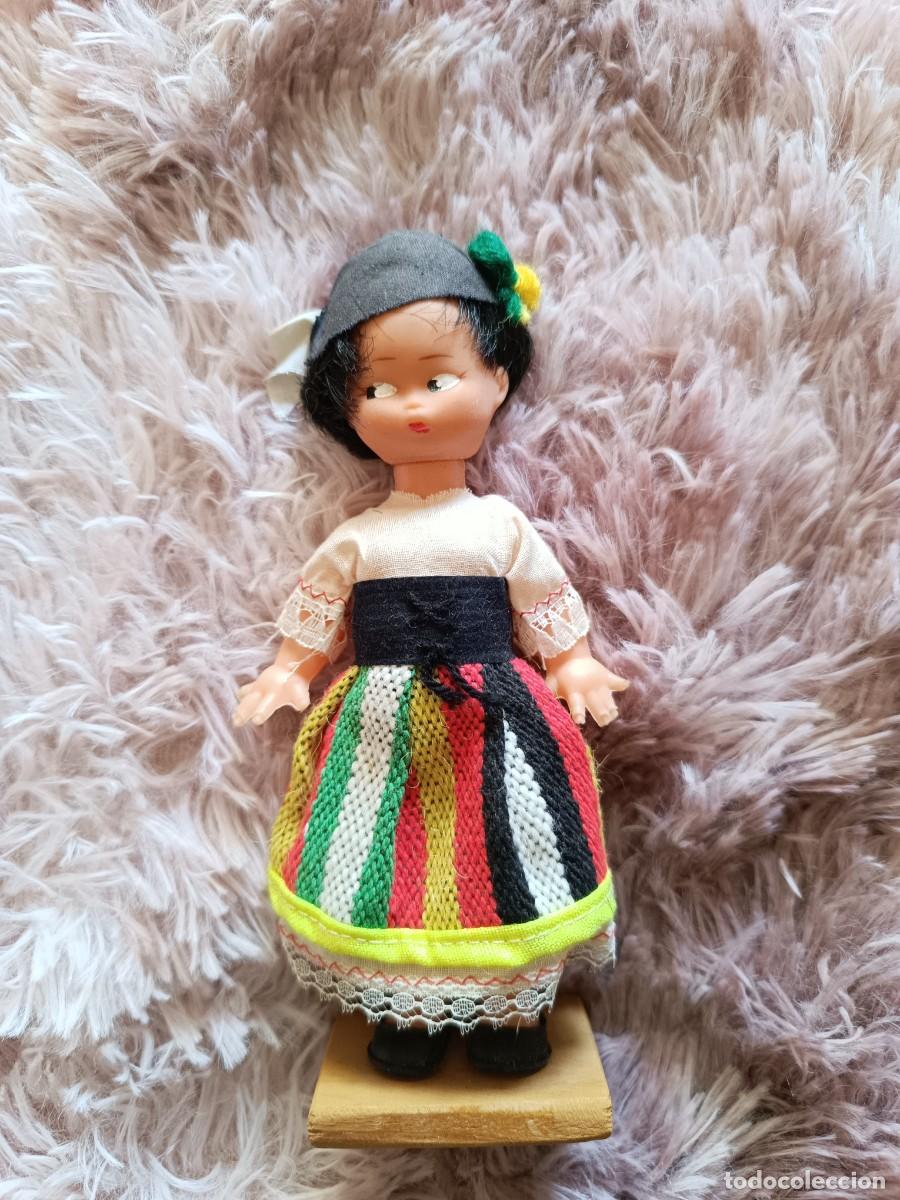 Mu&ntilde;ecas modernas: PRECIOSA Y GRACIOSA MU&Ntilde;ECA REGIONALL - Foto 1