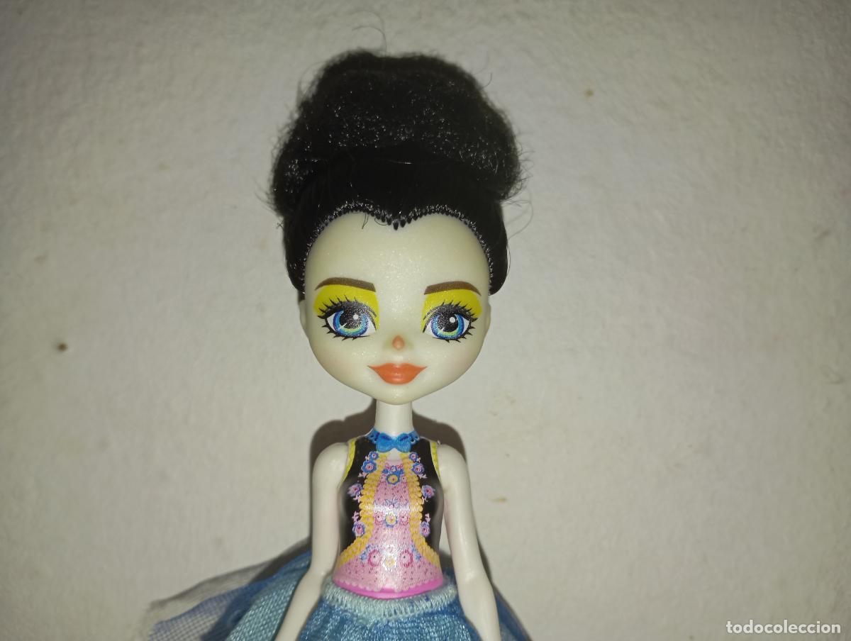 Mu&ntilde;ecas modernas: Mu&ntilde;eca enchantimals mattel - Foto 1